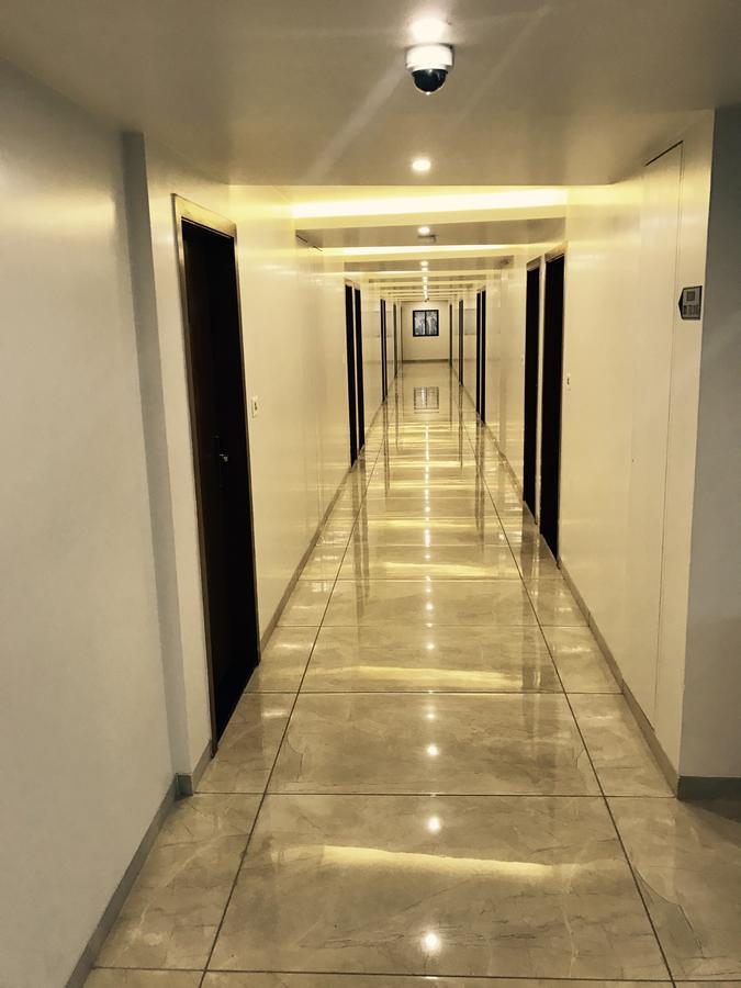 ホテル コンフォート Bharuch エクステリア 写真